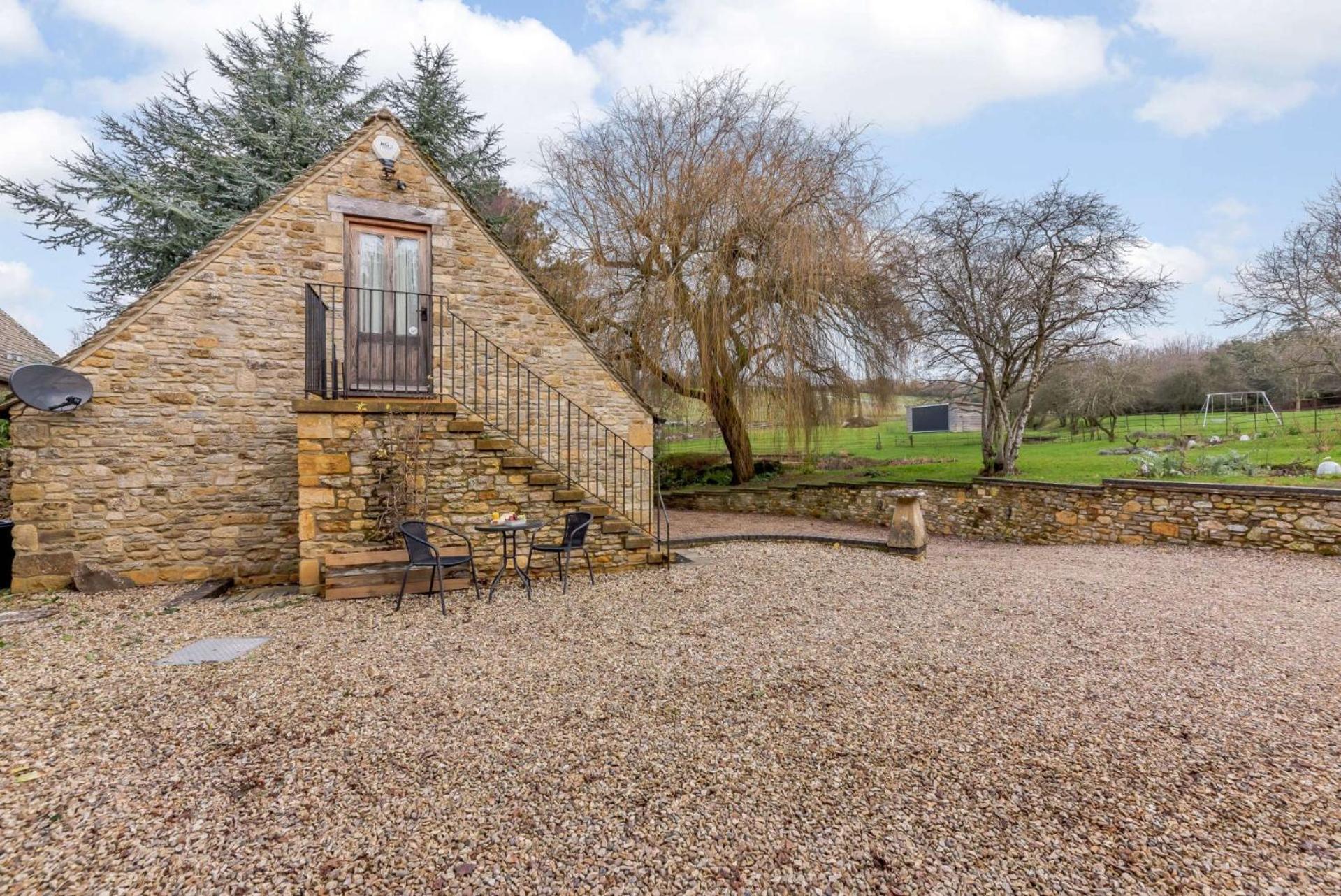 The Nest At Robins Roost Villa Little Rissington Exterior photo